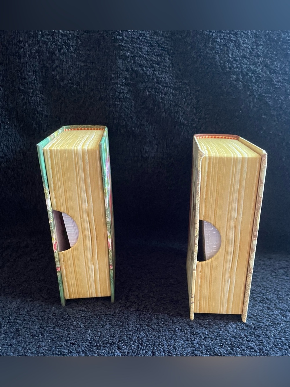 2 Vintage Punch Studio Style Mini Books with Hidden Note Pads - Picture 3 of 9